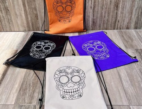 Morralitos de tela ecologica alusivos a dia de Muertos CDMX